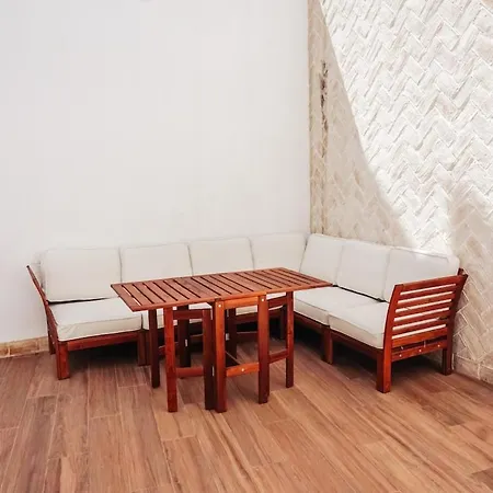 Apartamento En Pleno Centro De Jerez Con Patio Privado
