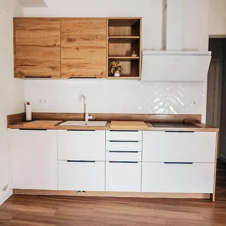 Apartamento En Pleno Centro De Jerez Con Patio Privado