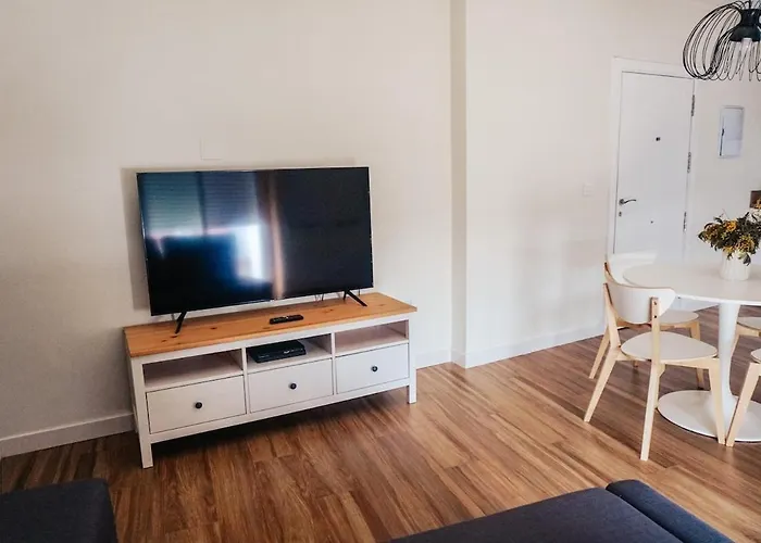 En Pleno Centro De Jerez Con Patio Privado *