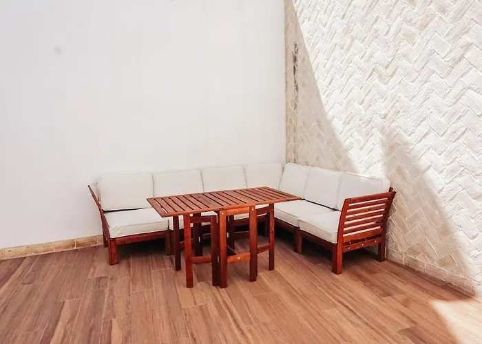 Apartment En Pleno Centro De Jerez Con Patio Privado