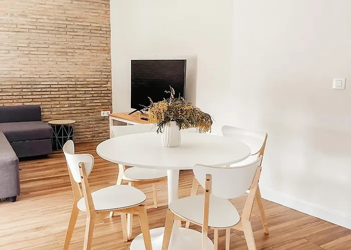 Apartment En Pleno Centro De Jerez Con Patio Privado *