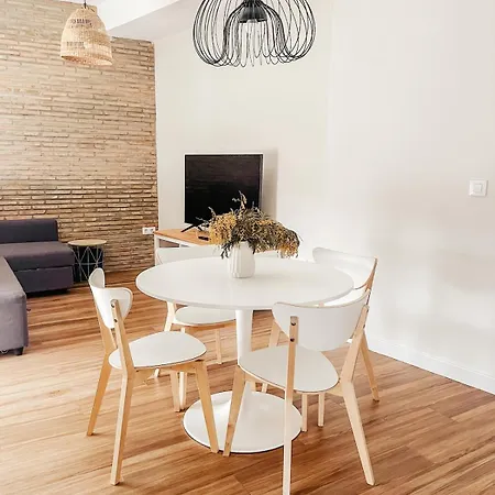 Apartment En Pleno Centro De Jerez Con Patio Privado *
